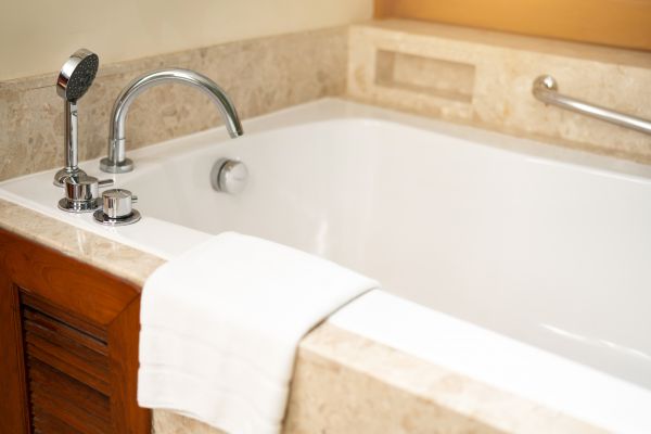 Tub Faucet Repair in Reno